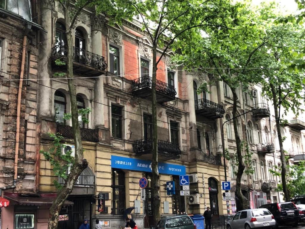 Boutique Fantasy Hotel Tbilisi Exterior foto