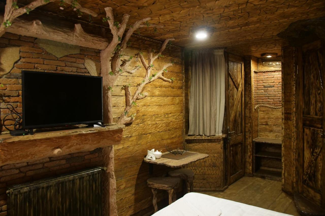 Boutique Fantasy Hotel Tbilisi Exterior foto