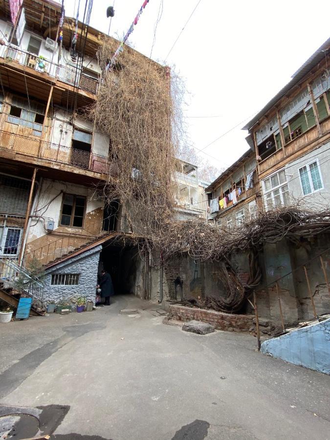 Boutique Fantasy Hotel Tbilisi Exterior foto