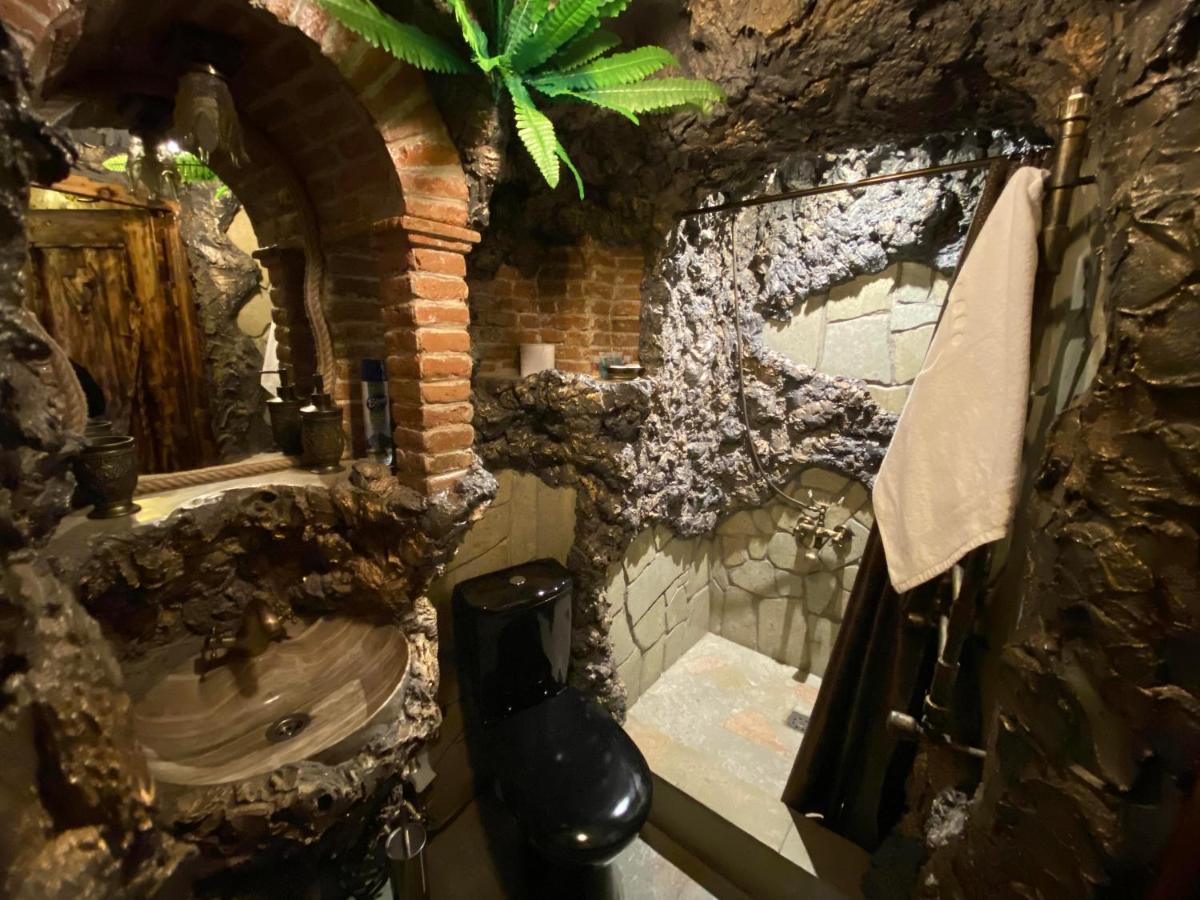 Boutique Fantasy Hotel Tbilisi Exterior foto